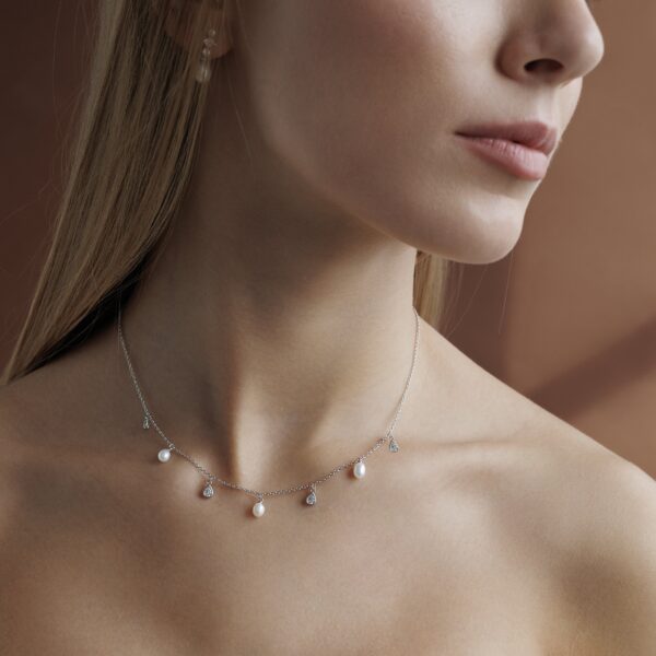 Gaura Pearls Édesvízi Kagylógyöngy Nyaklánc Cirkónia medállal Ródiumozott 925 Ezüsttel - Image 2